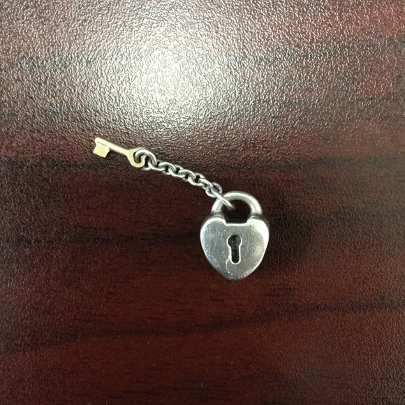 Pandora heart lock charm with gold key. RETIRED - Picture 8 of 12